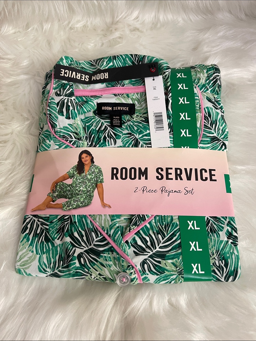 Room Service Women’s Green Leaf 2-Piece Pajama Set - XL
